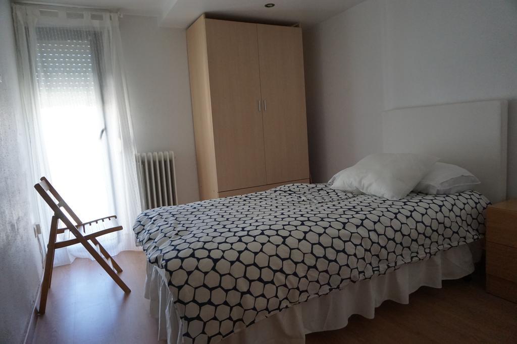 Apartamentos Turisticos Rio Gallego 우에스카 외부 사진