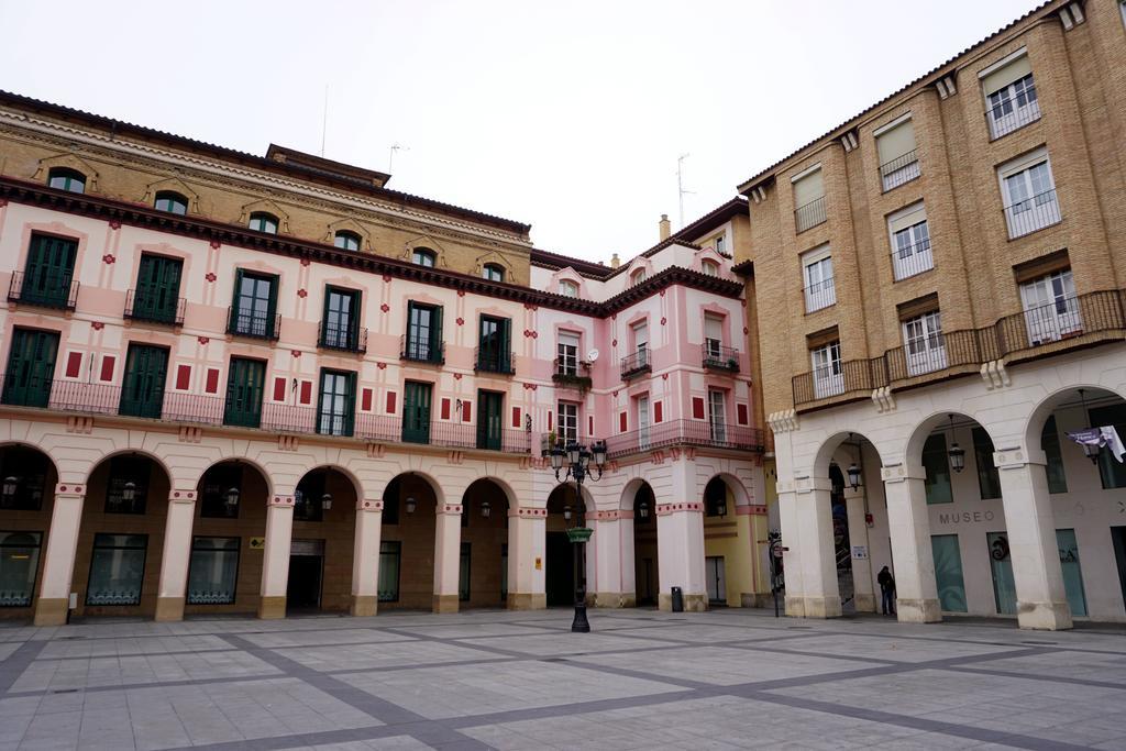 Apartamentos Turisticos Rio Gallego 우에스카 외부 사진